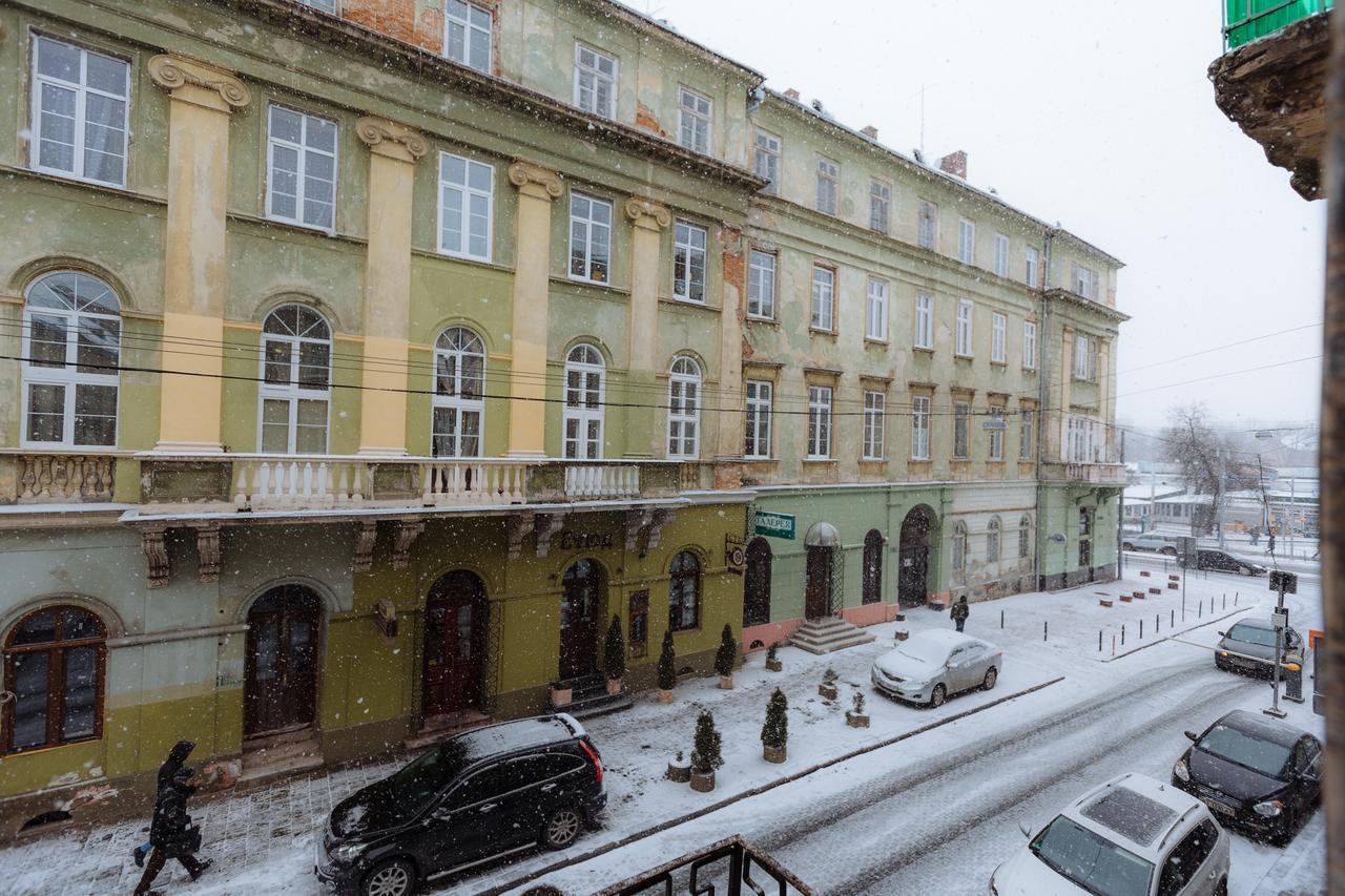 Apartments On Teatralna 26 Lemberg Exterior foto